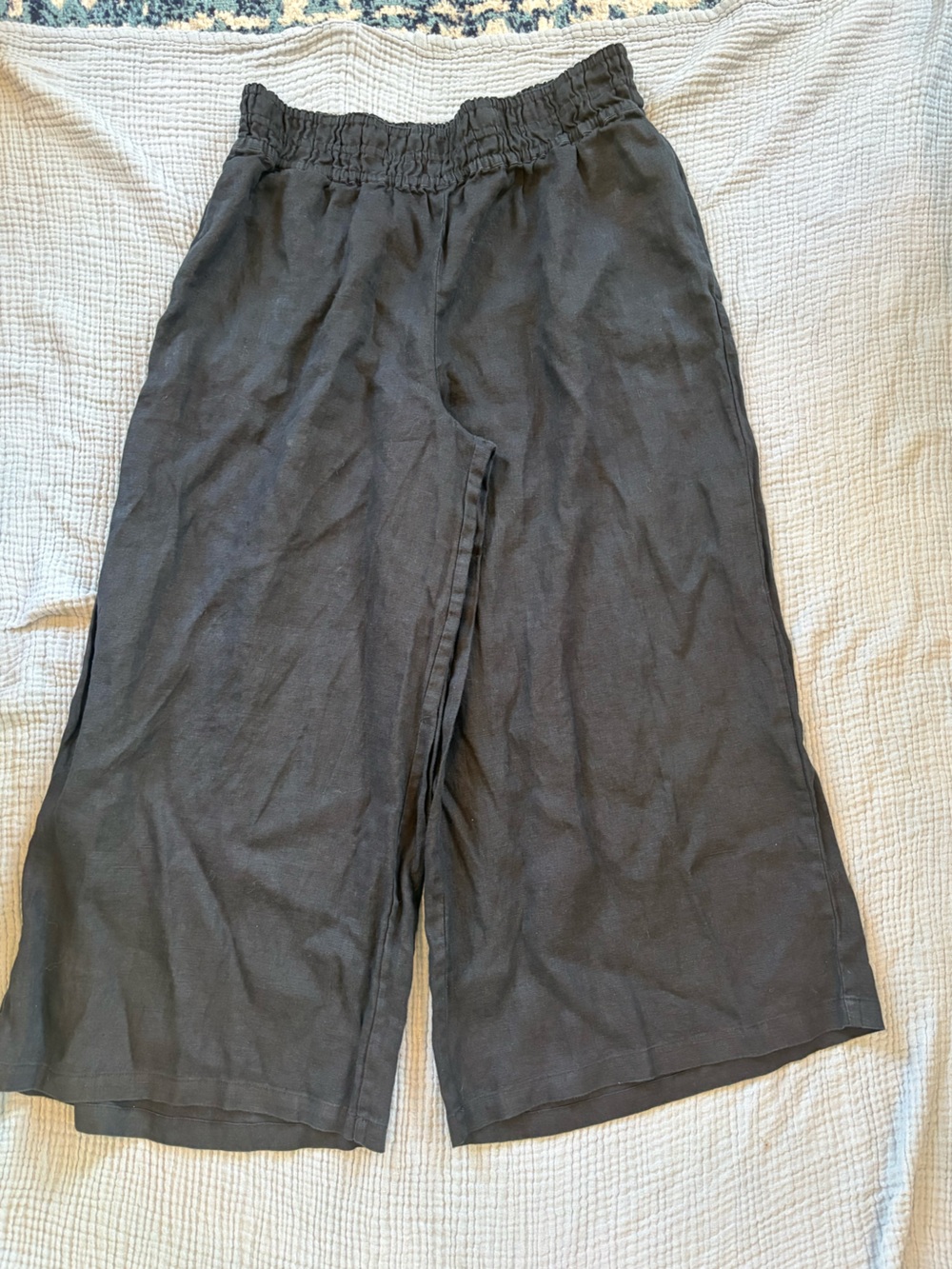 Black Linen Cropped Wide-Leg Gaucho Pants